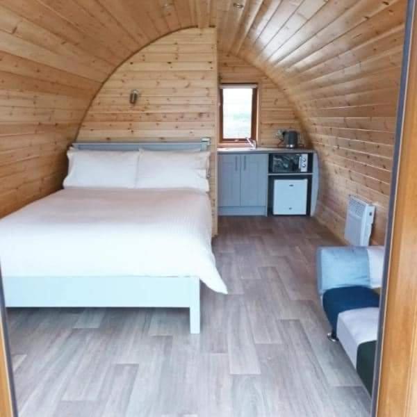 Wheelhousepods Glamping Donegal Town Exterior foto